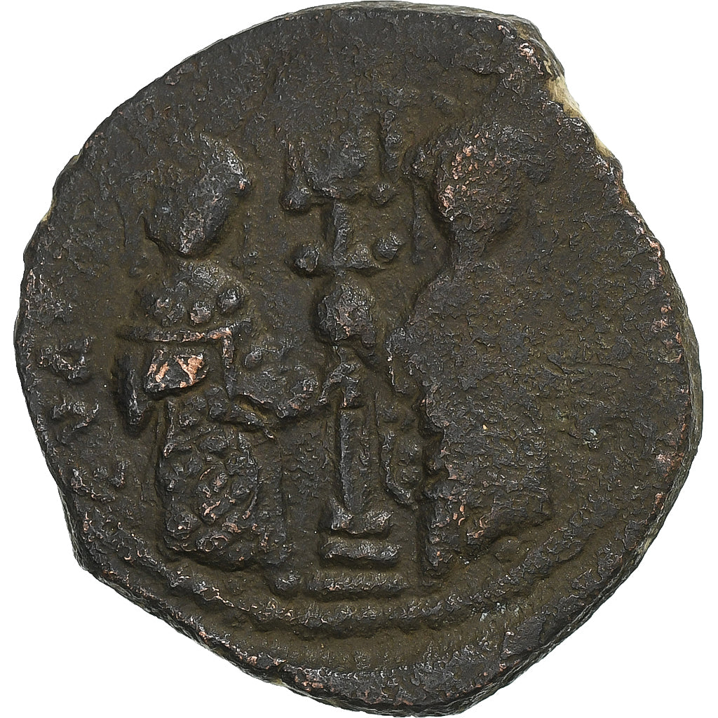Constantino X, 
  
  com Eudócia, 
  
  Follis